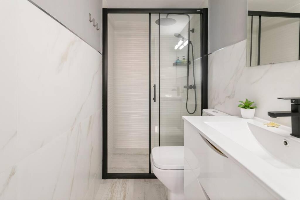 Apartamento Loft A 50 Metros De La Playa Y Paseo Maritimo Ел Кампело Екстериор снимка